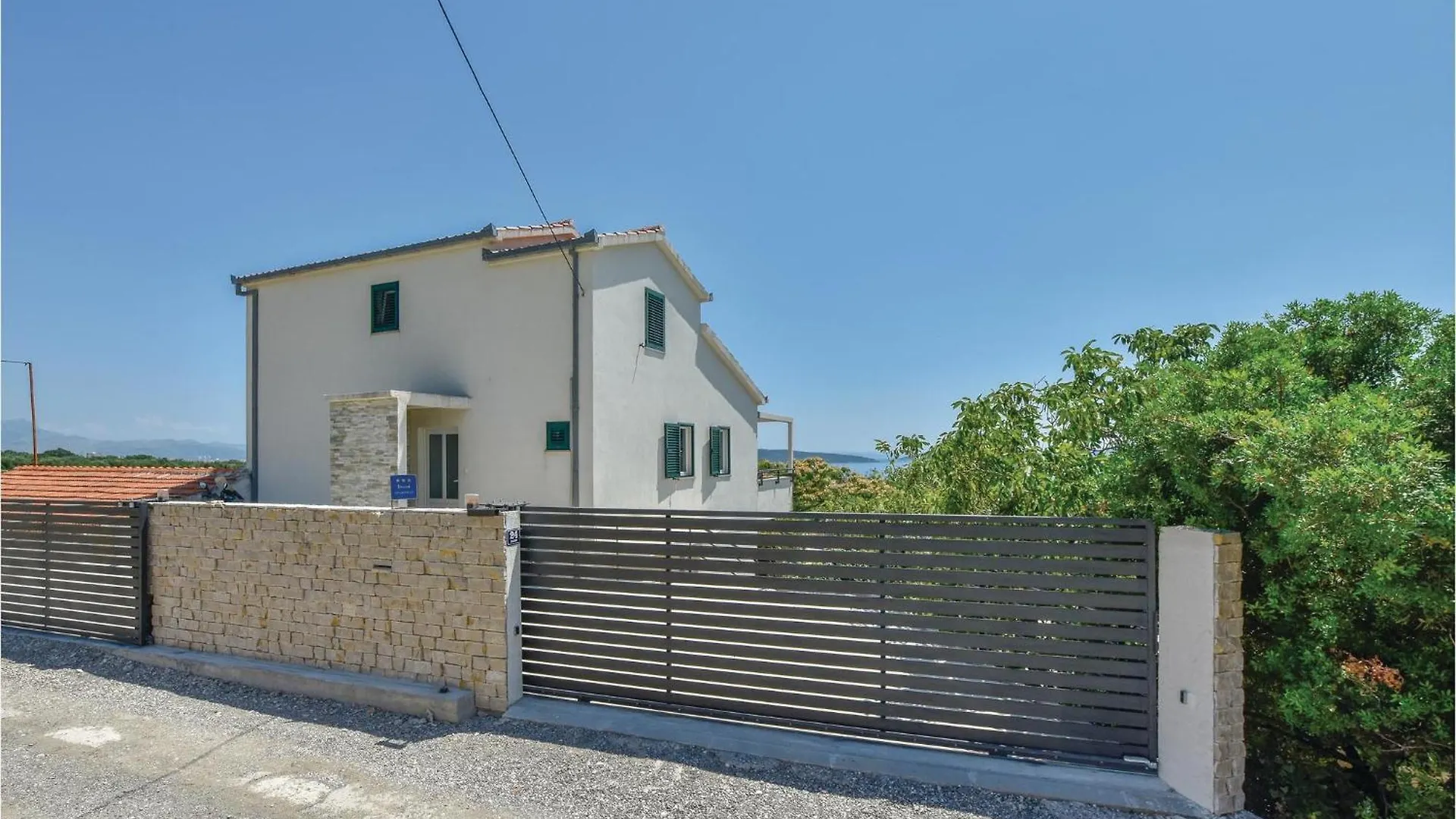 Kaštela Beautiful Apartment In Kastel Luksic With Wifi קרואטיה