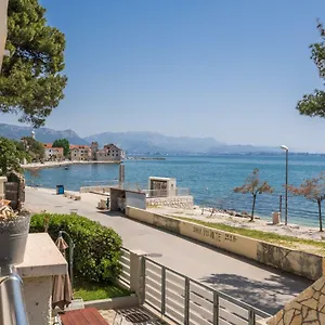  Apartman Beachfront Gabine